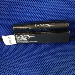 MAC Studio Fix Every-Wear Concealer